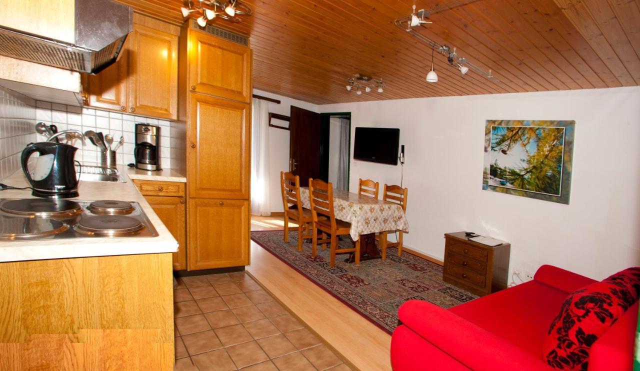 Appartamento Haus Waldheim Grächen Esterno foto