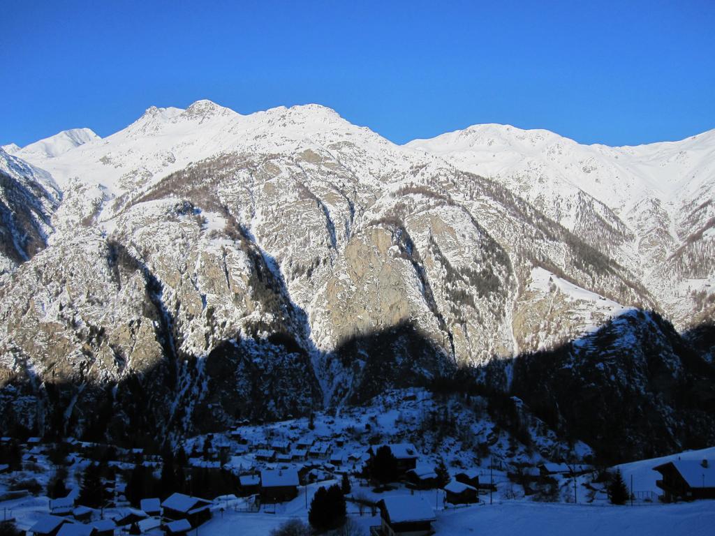 Appartamento Haus Waldheim Grächen Esterno foto