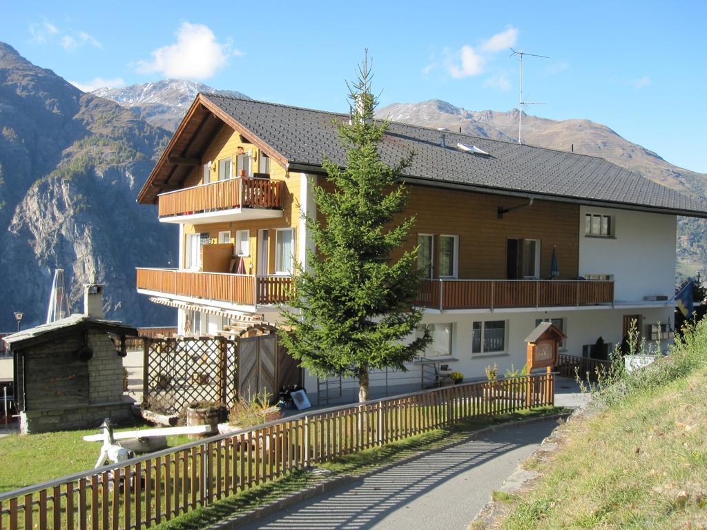 Appartamento Haus Waldheim Grächen Esterno foto